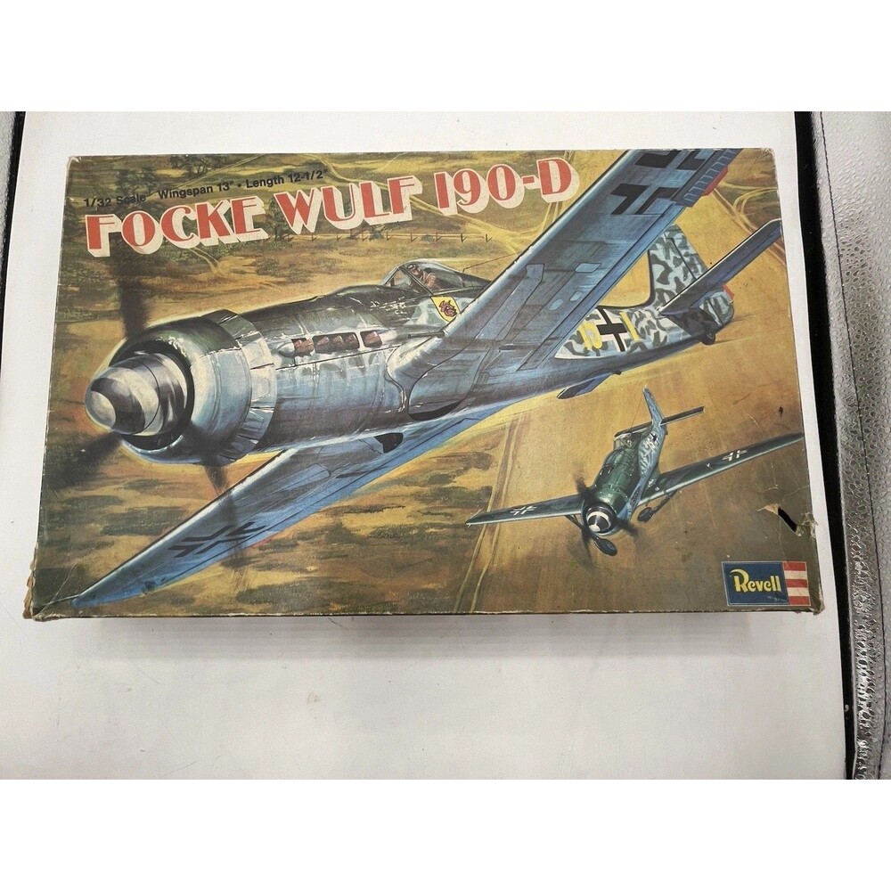 Vintage Revell Focke Wulf FW 190-D 1/32 Model Kit H-215 Open Box WWII